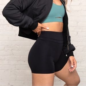 Like new! Whitney Simmons x Gymshark shorts